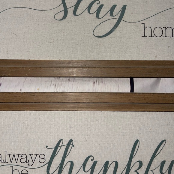 NWT canvas and wood signs set of 2 cream and earthy beautiful green & black font - Picture 4 of 11